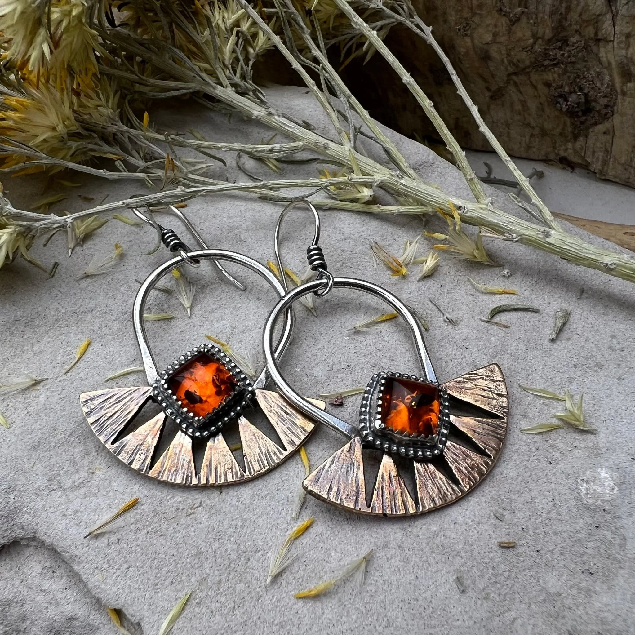 ✨ Holiday Open House ✨

These are one of the handcrafted pieces you can expect to see from Meltdown Studio Jewelry tomorrow night. One-of-a-kind designs, thoughtful details, and the kind of jewelry you&rsquo;ll want to gift (or keep). 🤪🥰

🗓 Tomorr