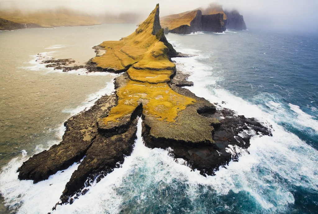 Heli-view-of-the-Faroe-Islands-Credit-Sergio-Villalba.jpg