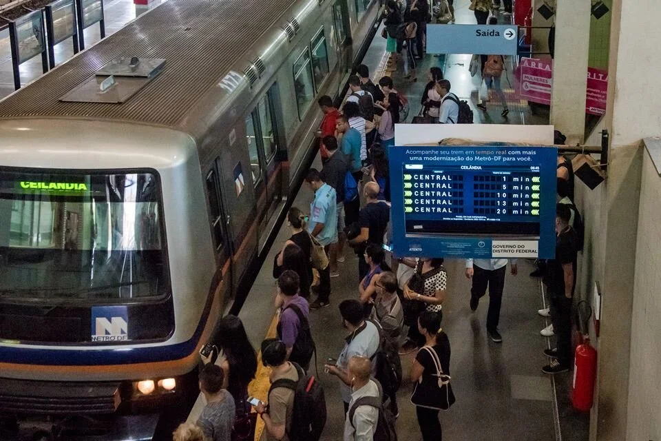 Coronavírus: MPT cobra que Metrô-DF transporte menos passageiros
