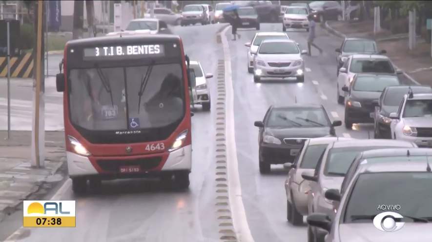 Aumenta o número de usuários no transporte público após novo decreto