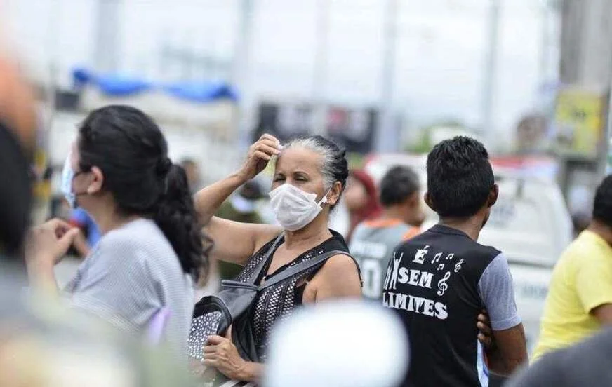 Nem pandemia 'segura' amazonenses em casa, aponta estudo da Google