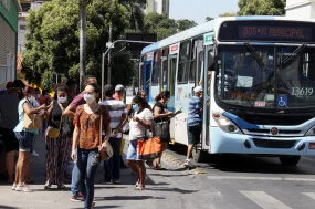 Semob monitora sistema de transporte público no 1º dia de retorno gradual do segmento econômico