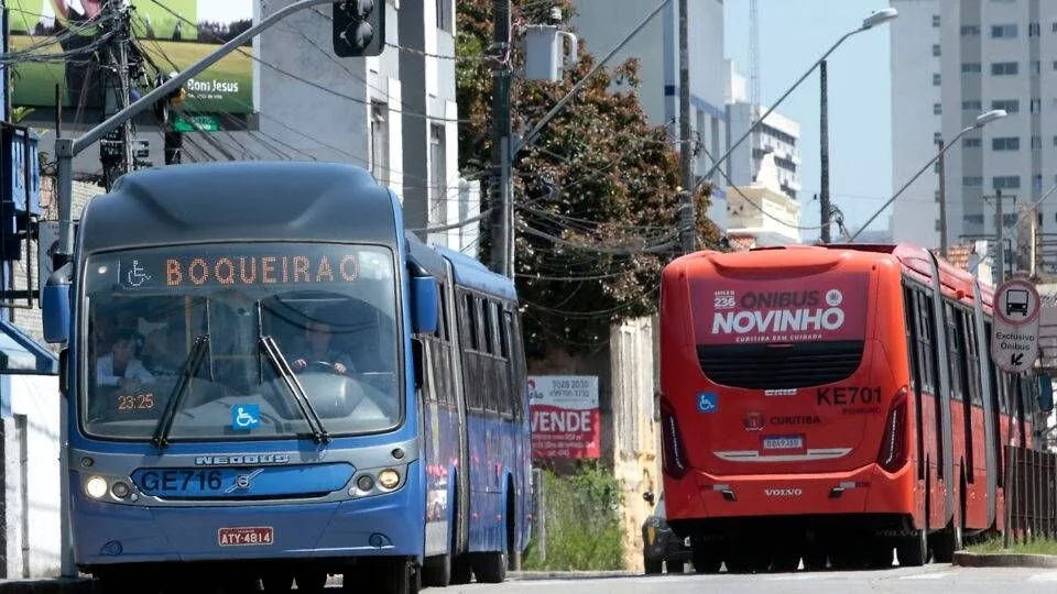 TJ concede liminar e mantém subsídio a empresas de ônibus em Curitiba