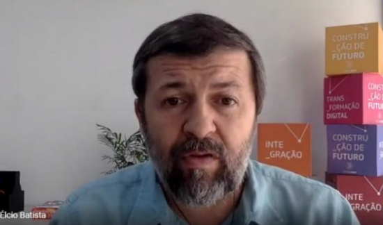 Élcio Batista diz que prefeituras têm autonomia para restringir retomada da economia