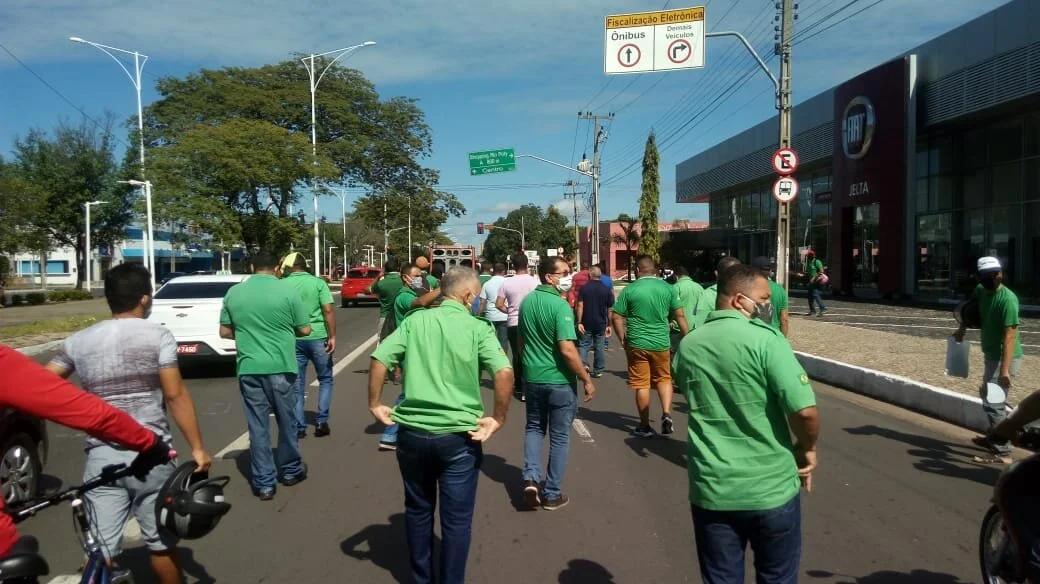 Greve de ônibus: 400 trabalhadores foram demitidos durante pandemia em Teresina