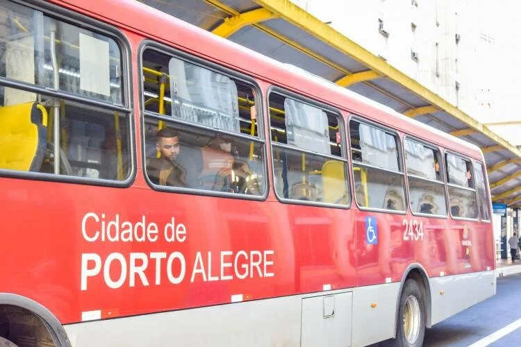 Linhas de ônibus de Porto Alegre têm novos ajustes