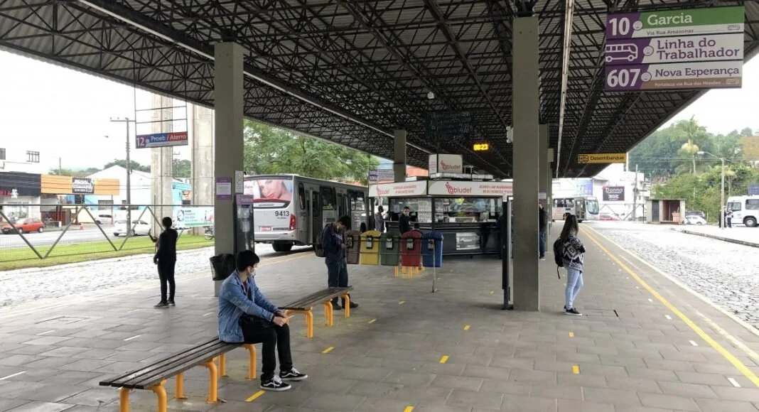 Para Seterb primeiro dia de retorno dos ônibus em Blumenau correu sem nenhum problema