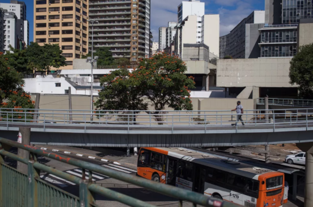 Prefeitura de SP gasta mais com subsídio a empresas de ônibus durante pandemia do coronavírus, diz TCM