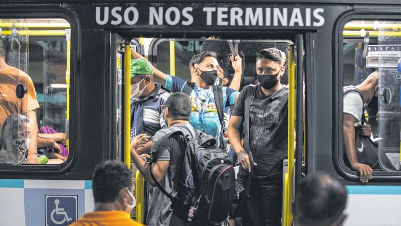 Frota reduzida aumenta riscos para usuários de transporte público