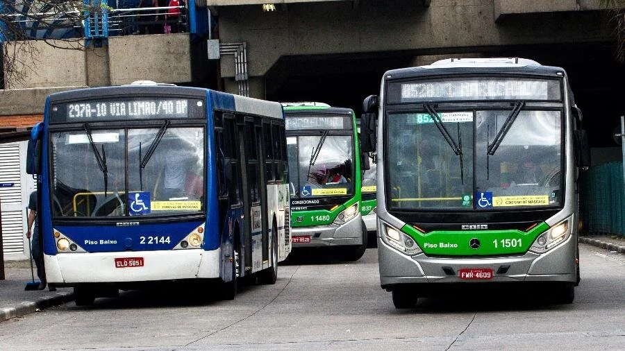 SP: Justiça determina volta de 100% da frota de ônibus; cidade vai recorrer