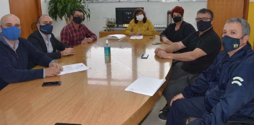 Sapiranga assina contrato emergencial para transporte público