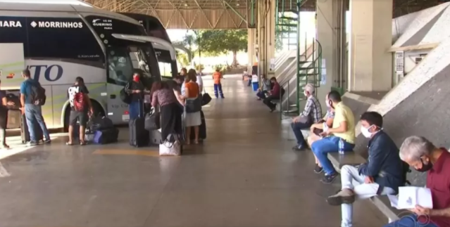 Pandemia gera queda no número de passageiros do transporte rodoviário no centro-oeste paulista