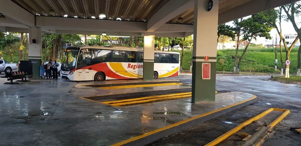 Covid-19: Transporte intermunicipal é liberado em três cidades da BA; 353 municípios seguem com rodoviárias fechadas