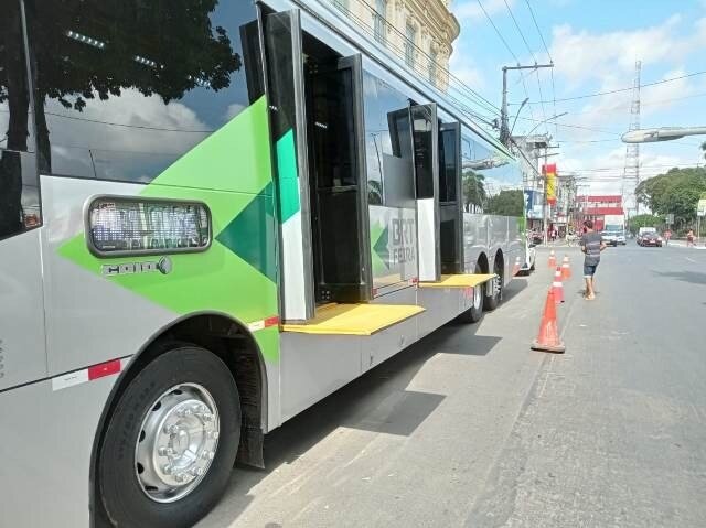 Ônibus do BRT de Feira de Santana (BA) começam a circular na quarta-feira (14) sem cobrar tarifa
