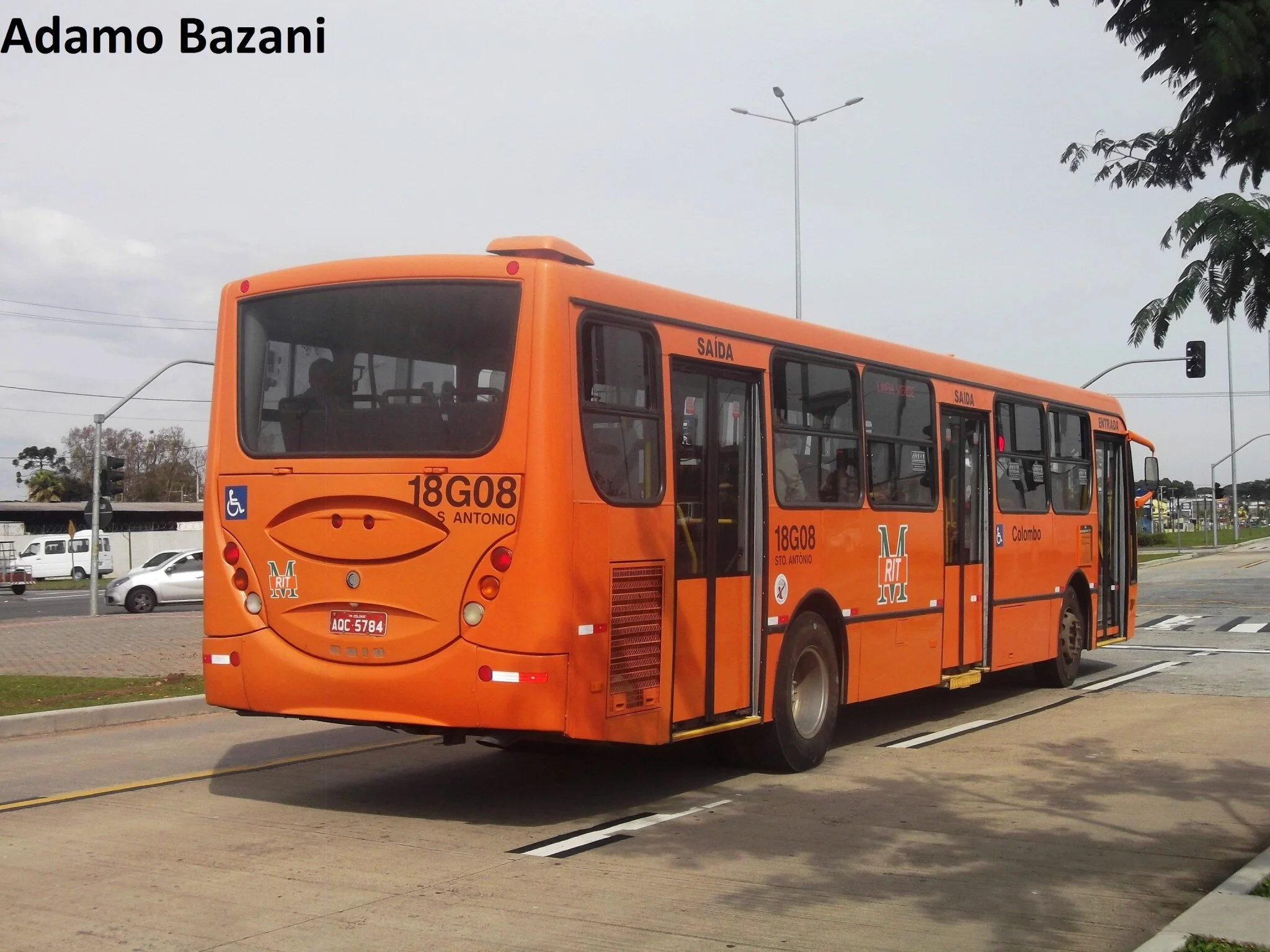 Prefeitura de Curitiba (PR) amplia lotação máxima dos ônibus para 70%