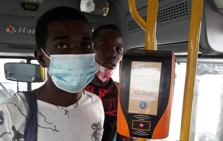 Luanda inicia operação do sistema de bilhetagem eletrônica