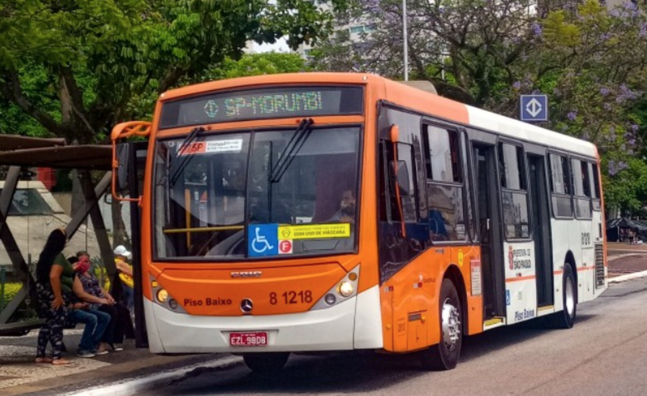 Bruno Covas remaneja R$ 9,7 milhões para reformas de paradas de ônibus em faixas exclusivas e R$ 34,1 milhões para ciclovias