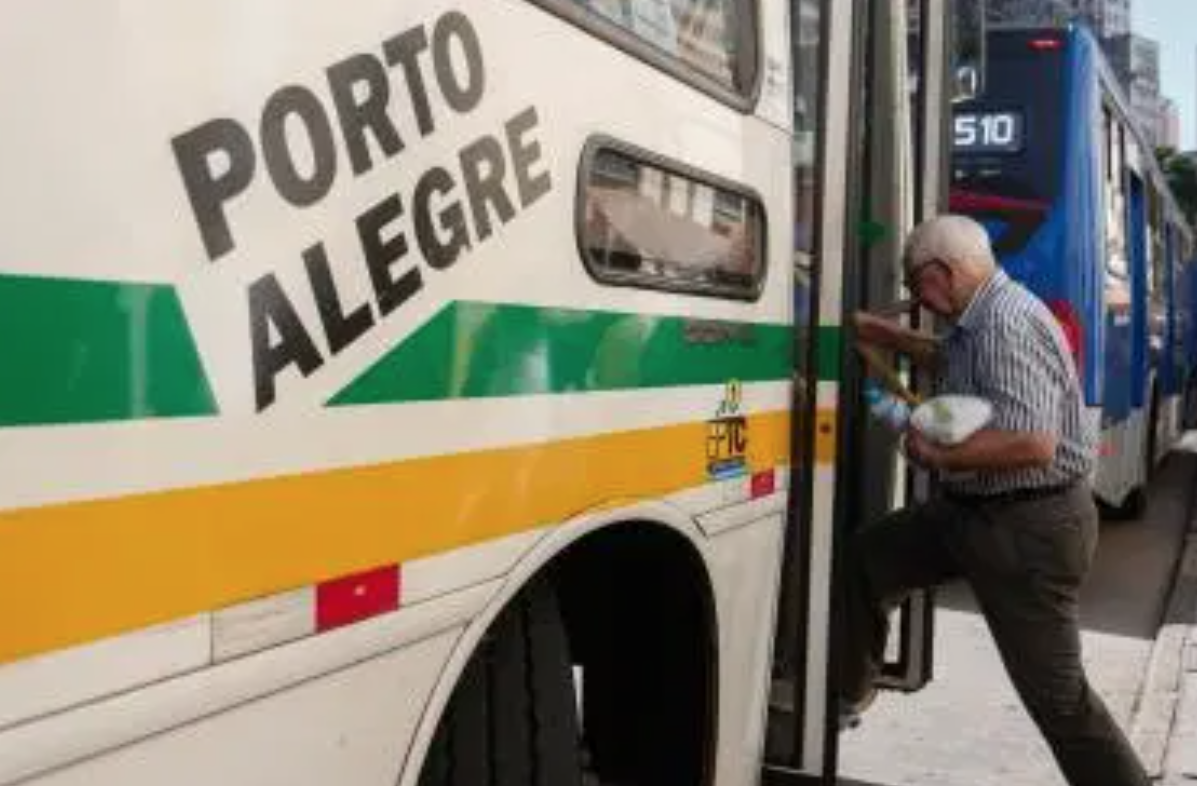 Porto Alegre (RS) prorroga validade de credencial para gratuidade no transporte coletivo