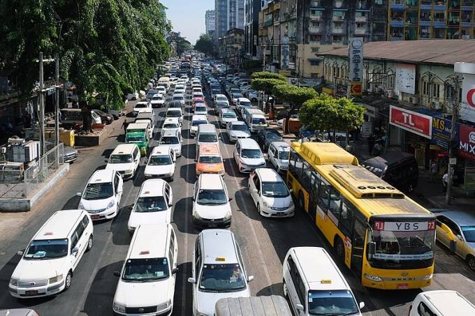 Pesquisa: Aplicativos de transporte aumentam trânsito na cidade