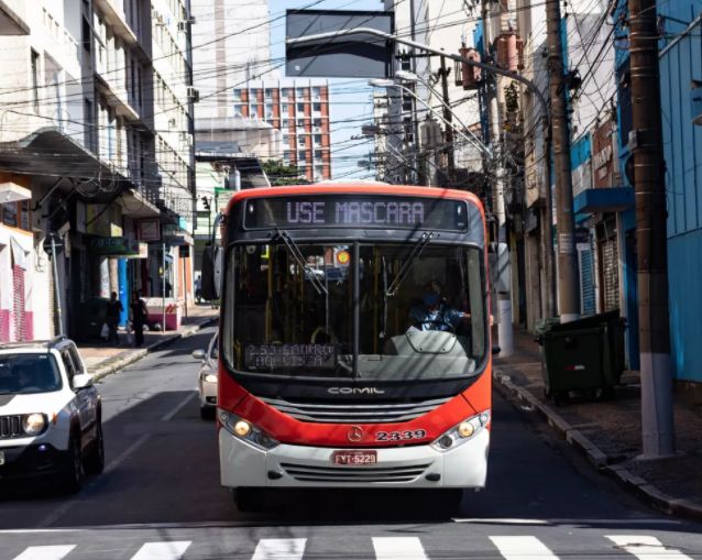 Campinas abre agendamento para vacinar contra Covid-19 motoristas de ônibus do transporte público