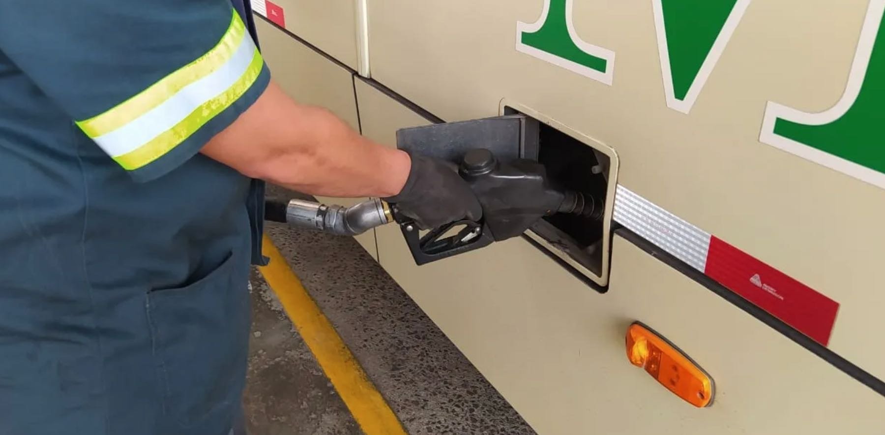 Bolsonaro diz acreditar que PEC dos Combustíveis será aprovada por unanimidade; setor de ônibus aguarda