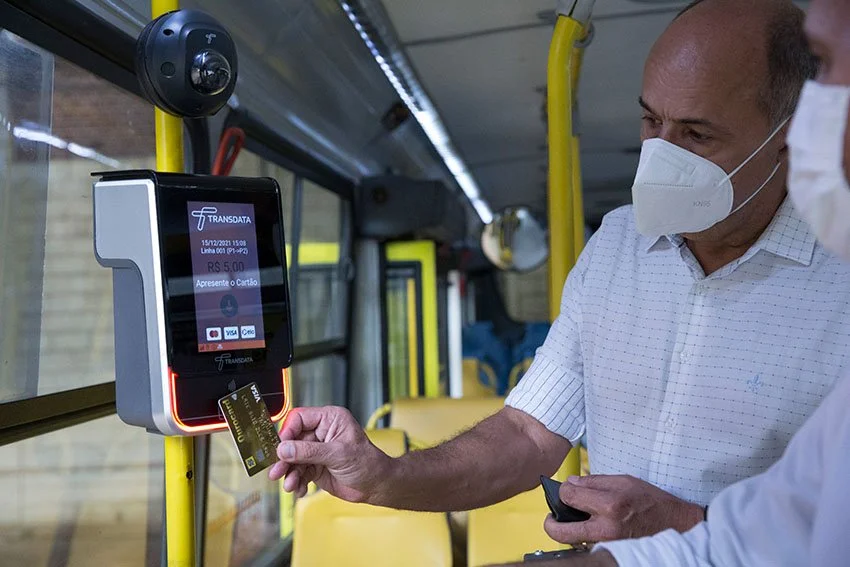 Ônibus de Santo André começam a receber equipamentos para nova Bilhetagem Digital que terá mais opções para passageiros