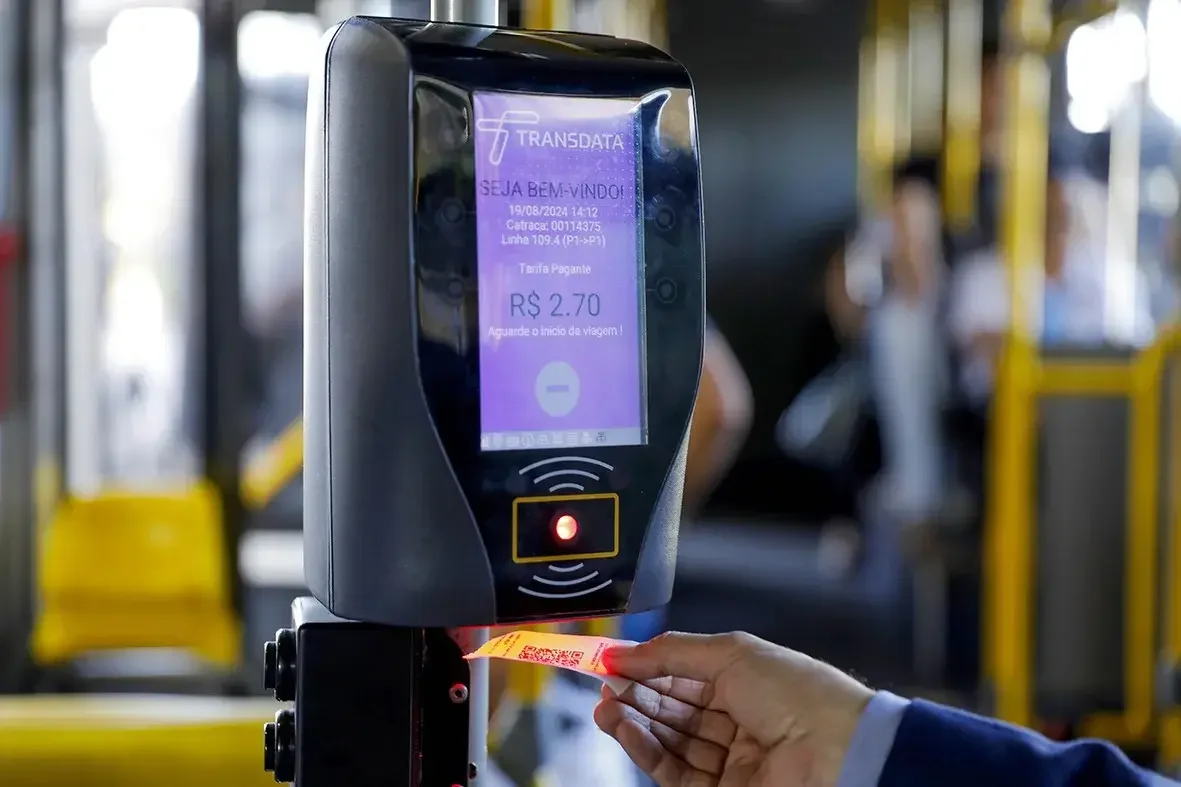 Tecnologia e integração de sistemas redefinem o futuro do transporte público, aponta Romano Garcia, da Transdata