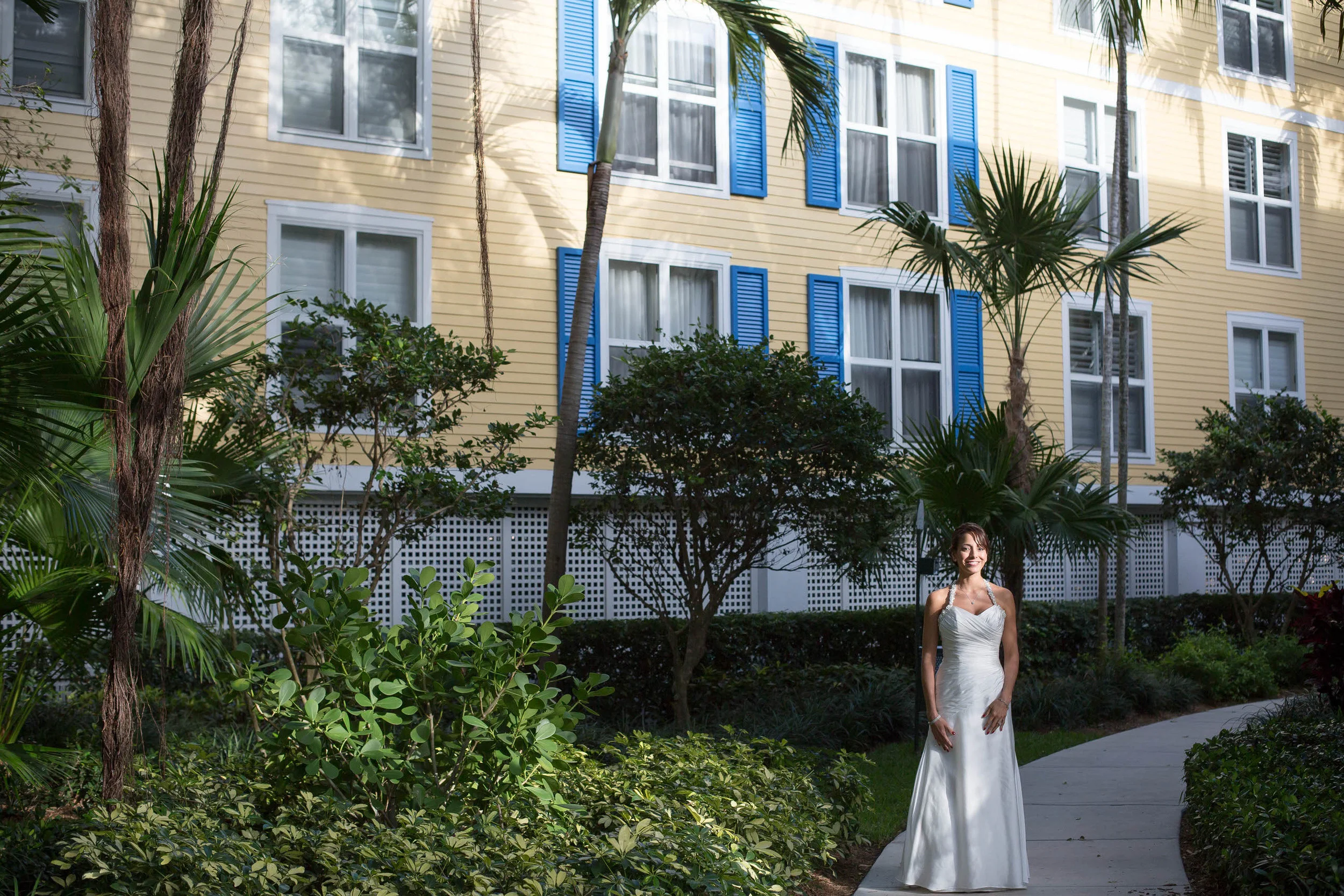 bride_in_light_tiny_house_photo.jpg