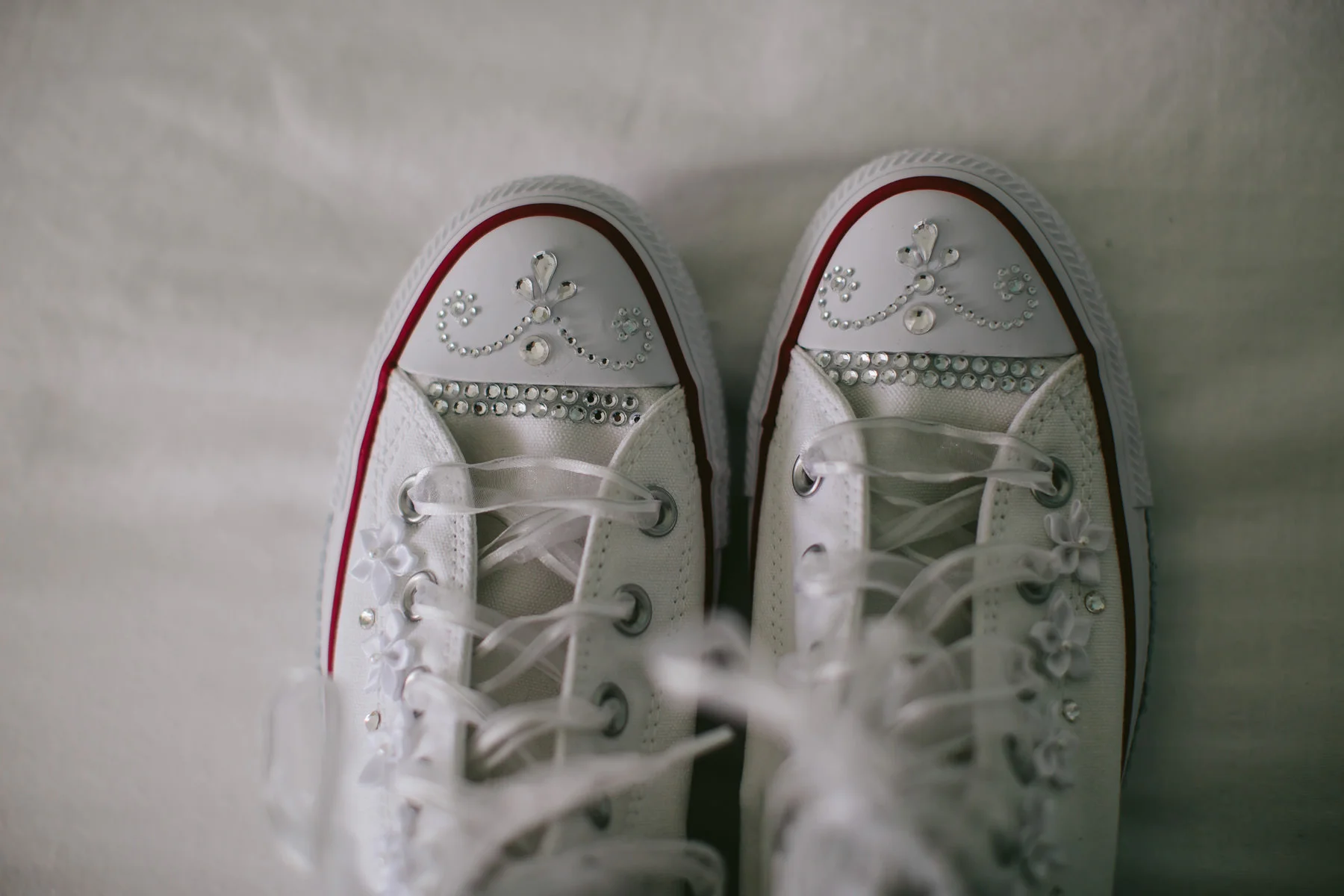 bride-chucks-bling-wedding-day-tiny-house-photo.jpg