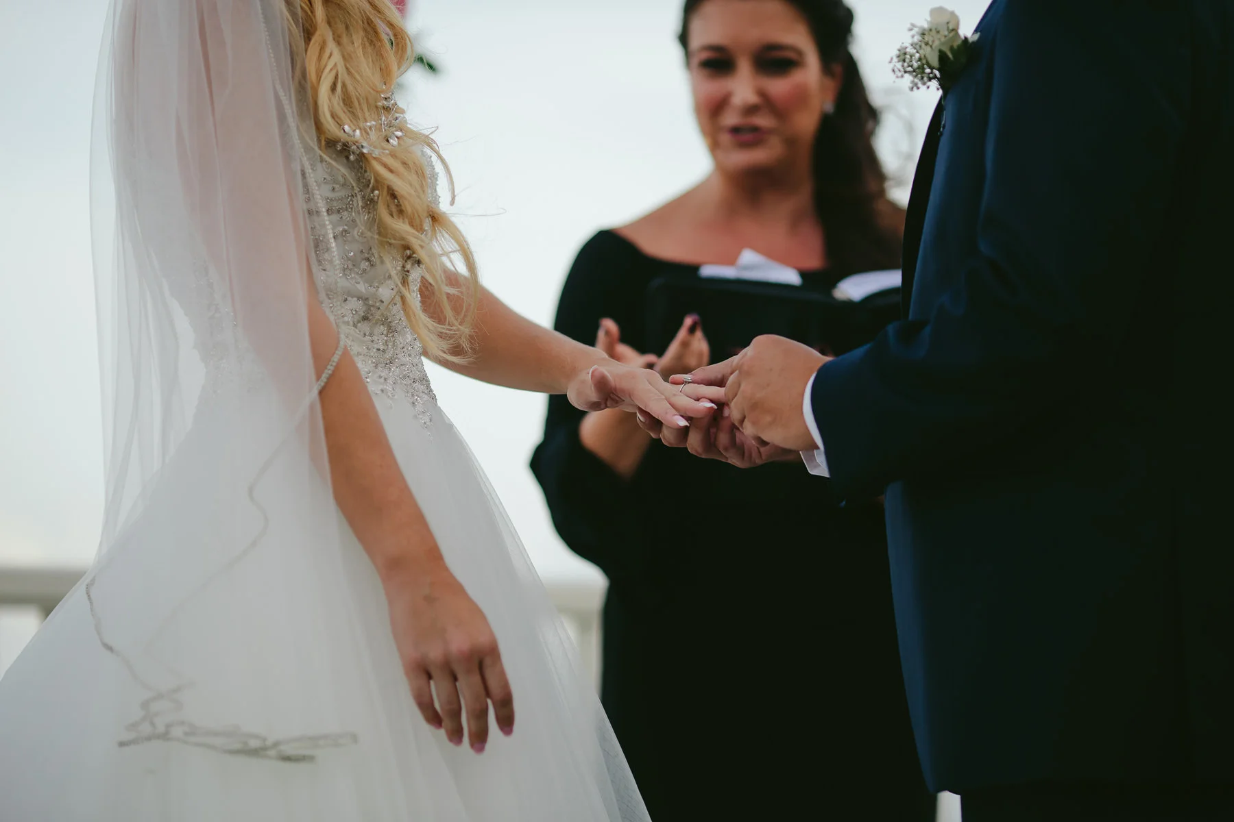 he-put-a-ring-on-it-tiny-house-photo-florida-weddings.jpg