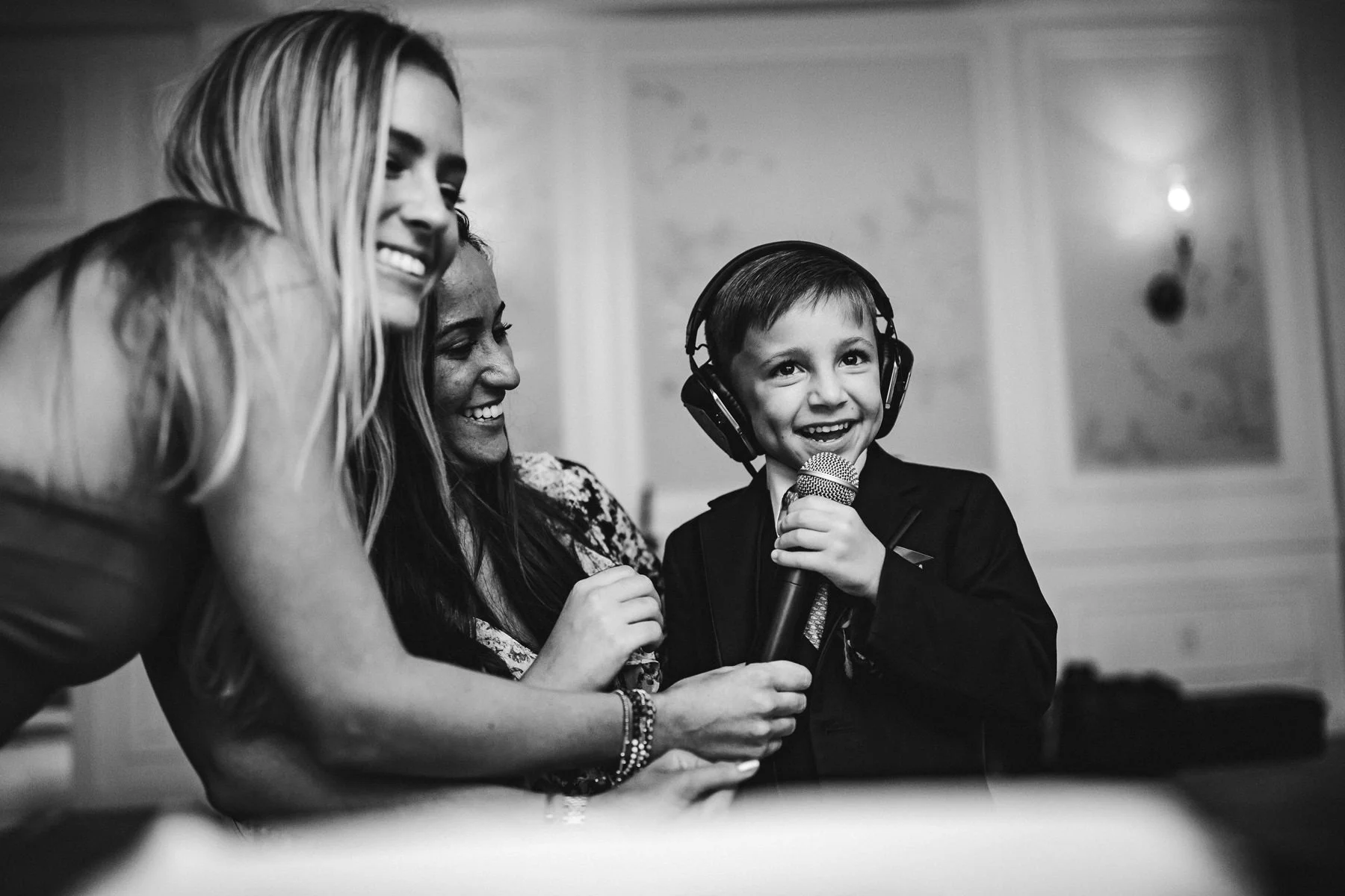 ring-bearer-kids-at-weddings-black-and-white-dj-fun-tiny-house-photo.jpg