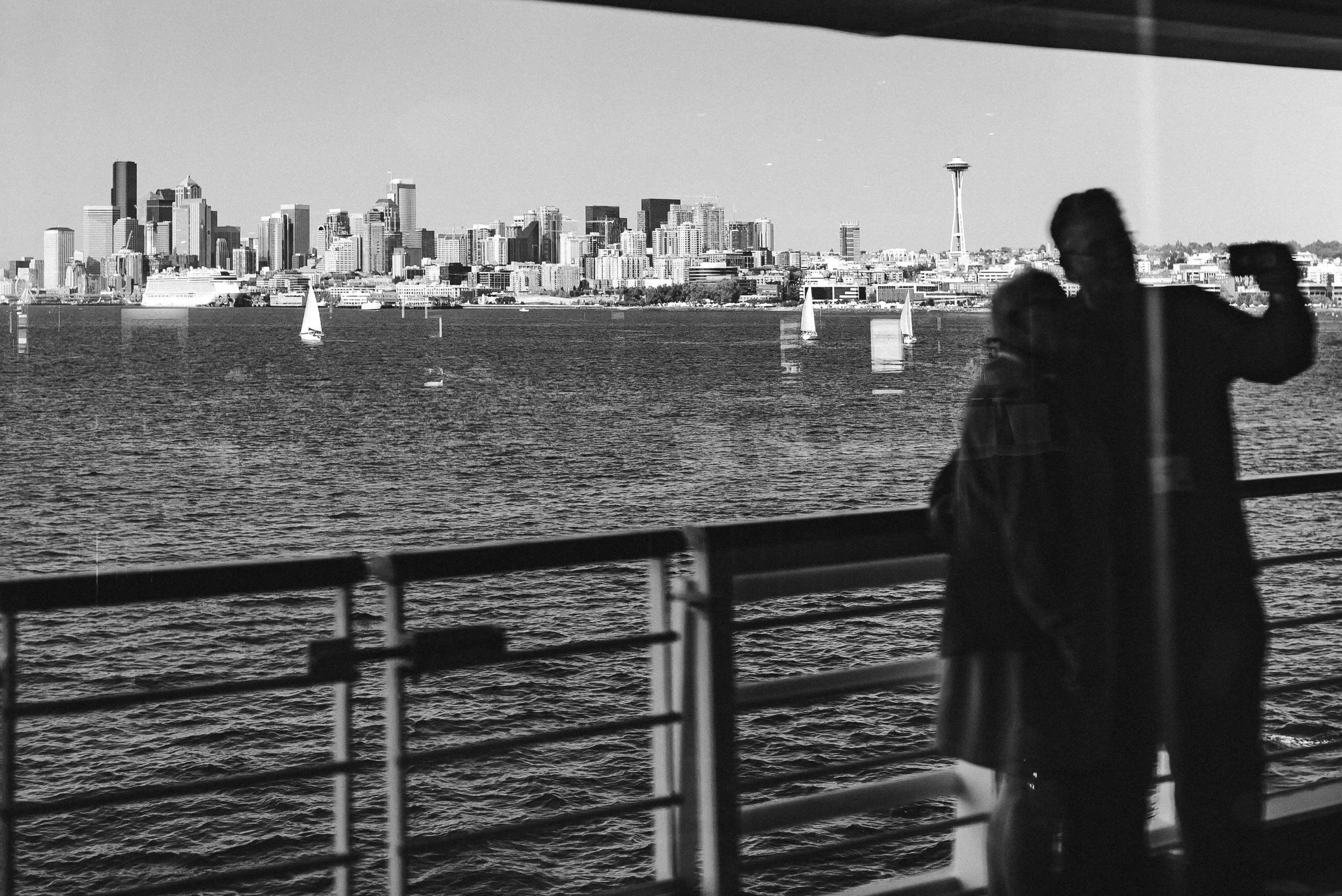 tourists man on the street style selfie seattle tiny house photo