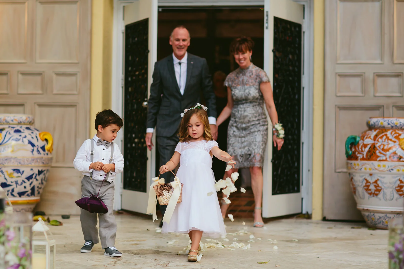 flower_girl_addison_wedding_tiny_house_photo_ceremony.jpg