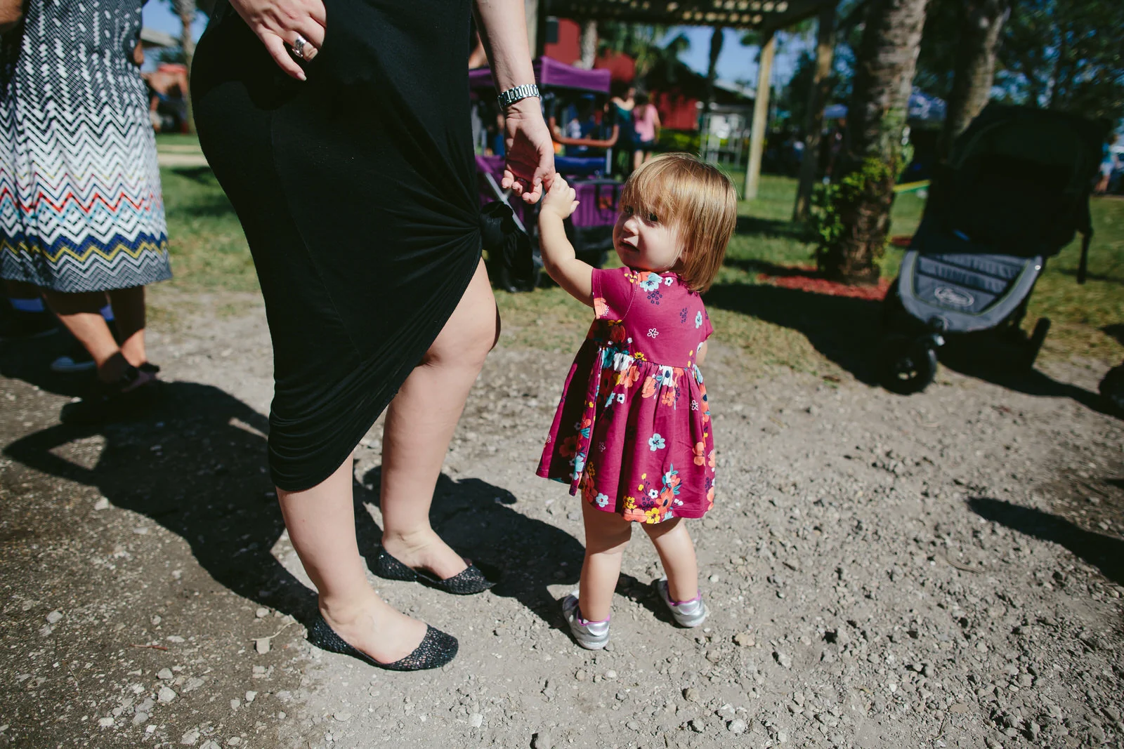 family_documentary_photography_tiny_house_photo_bedners_farmers_market_florida-40.jpg