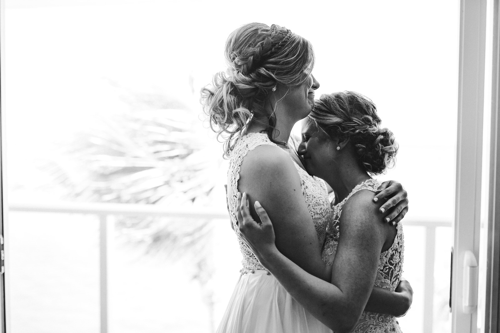 first_look_lgbtq_destination_wedding.jpg