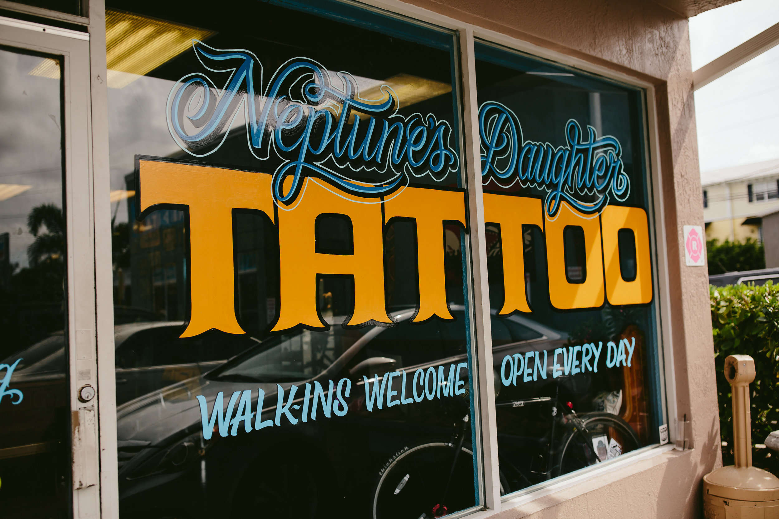 neptunes_daughter_tattoo_shop_wilton_manors_photography