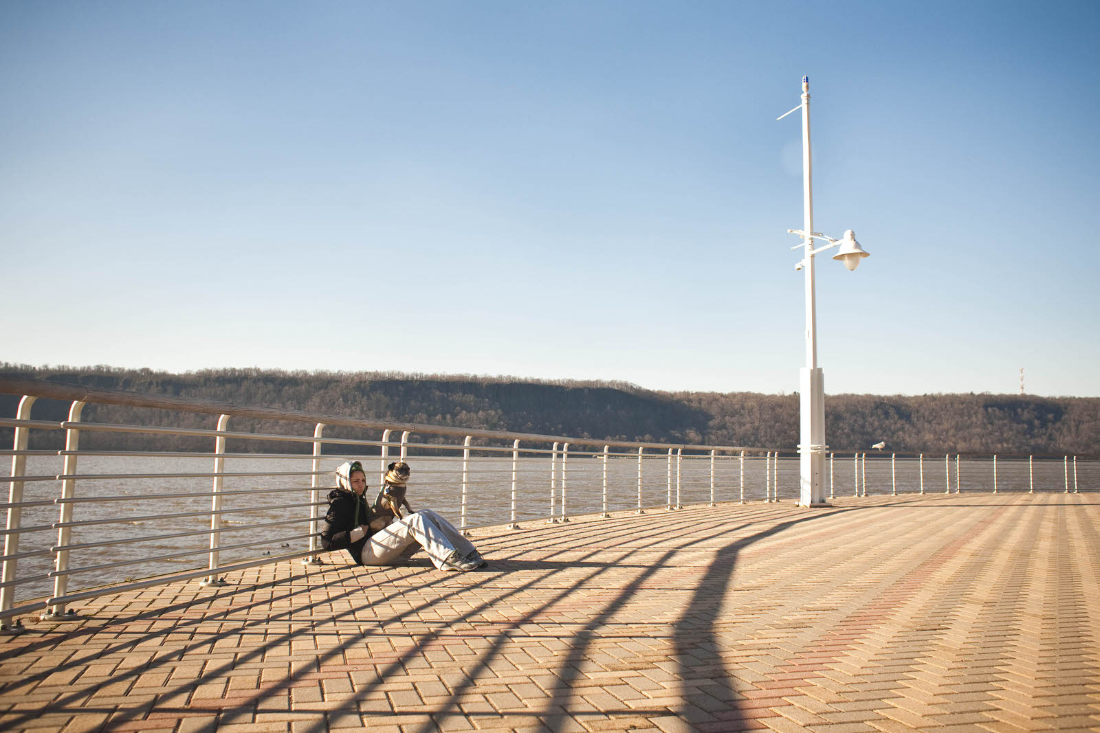 hudson_river_sitting.jpg