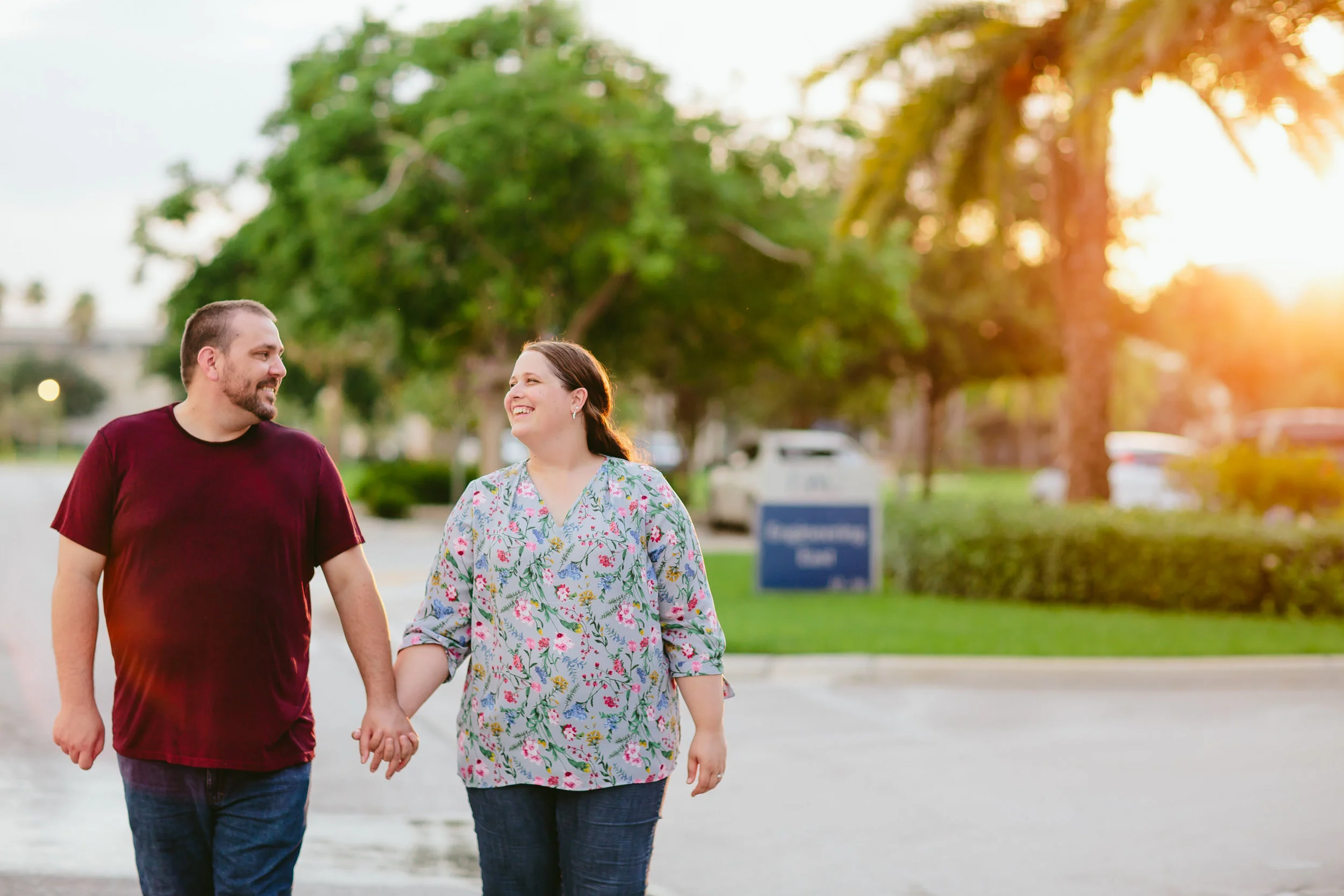 Couple_Session_Holding_Hands_Golden_hour.jpg