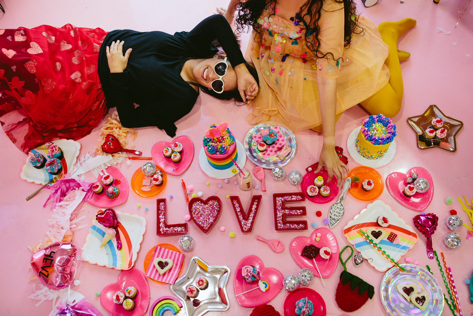 love_valentines_day_bakery_session.jpg