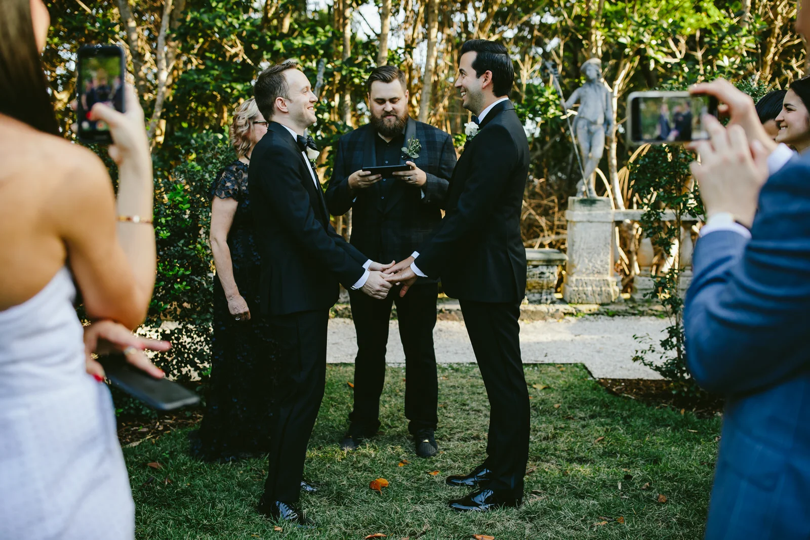 vizcaya_elopement_intimate_wedding_ceremony-23.jpg