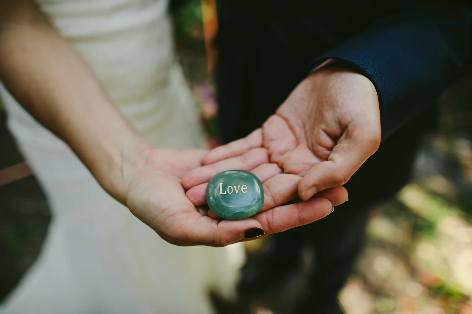 boho-wedding-styled-shoot-couple-thp-18.jpg