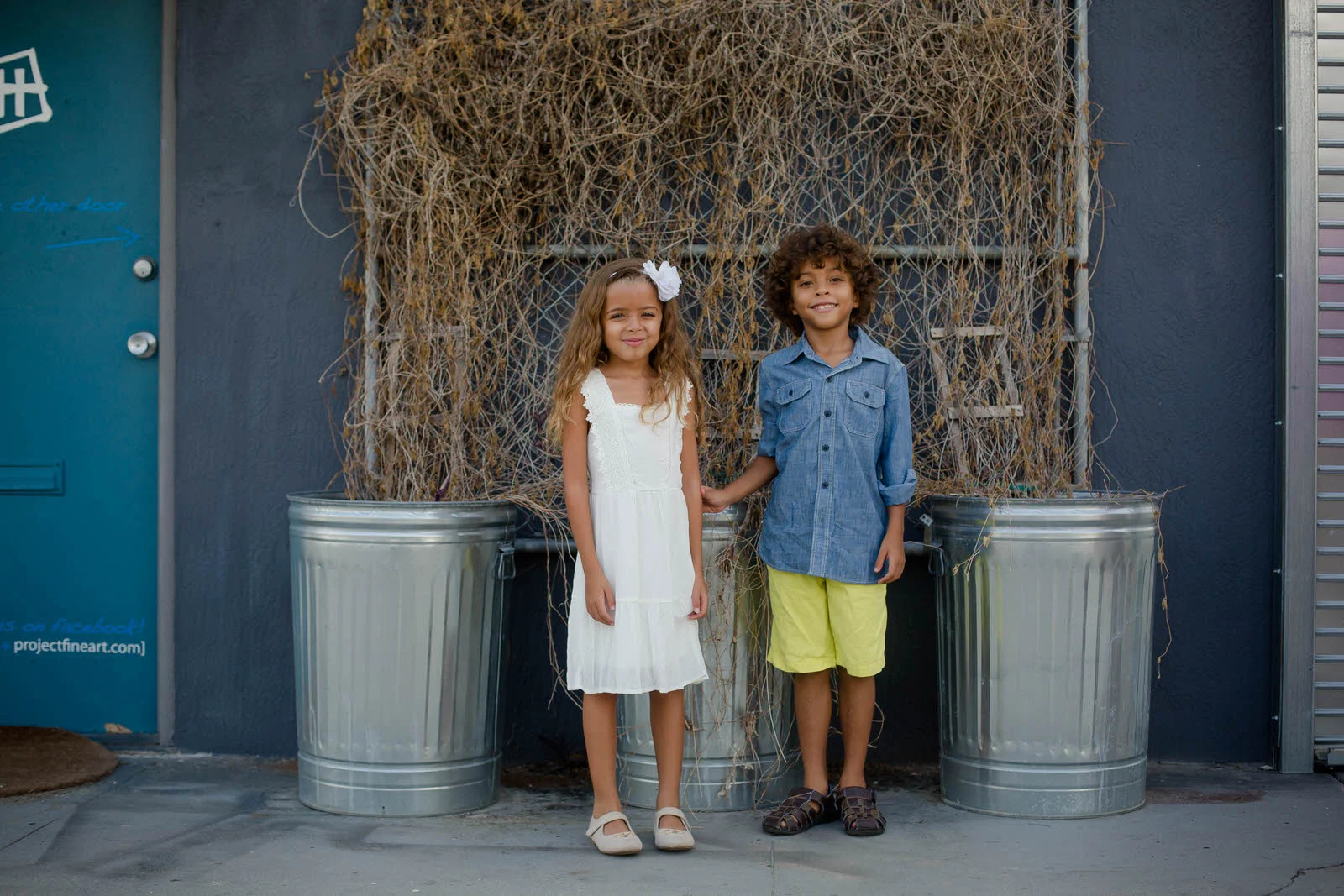 Family-Portraits-Twins-Tiny-House-Photo.jpg