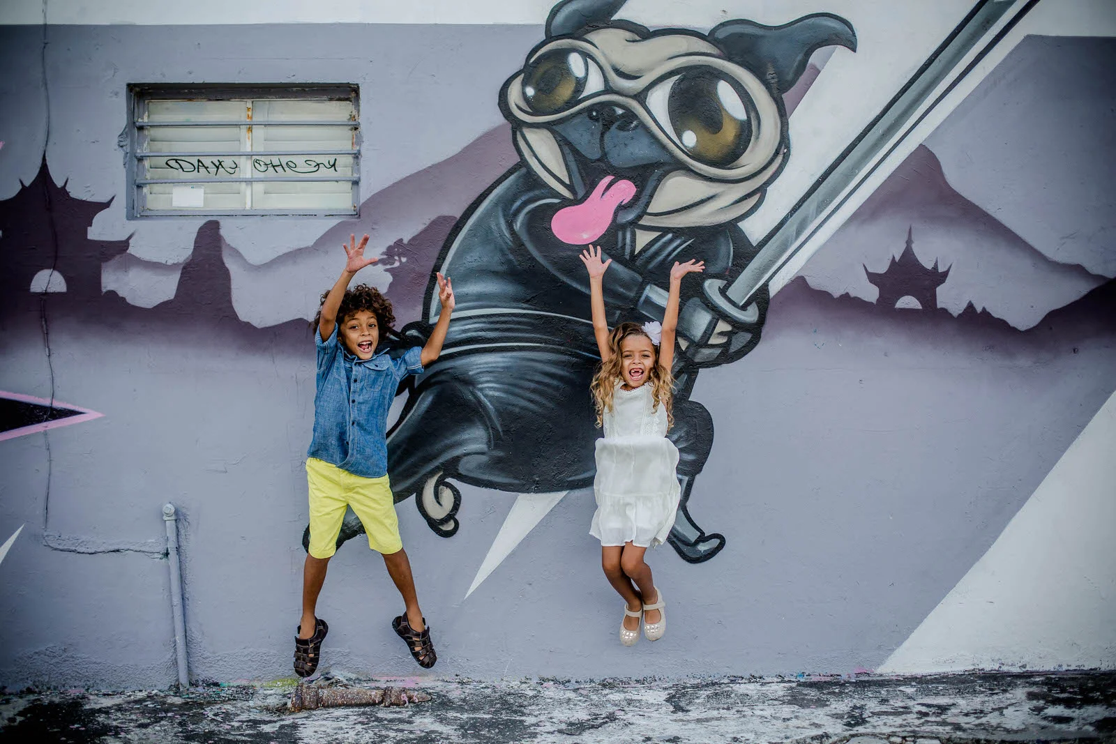 Pug-Art-Tiny-House-Photo-Fort-Lauderdale-Family-Session.jpg