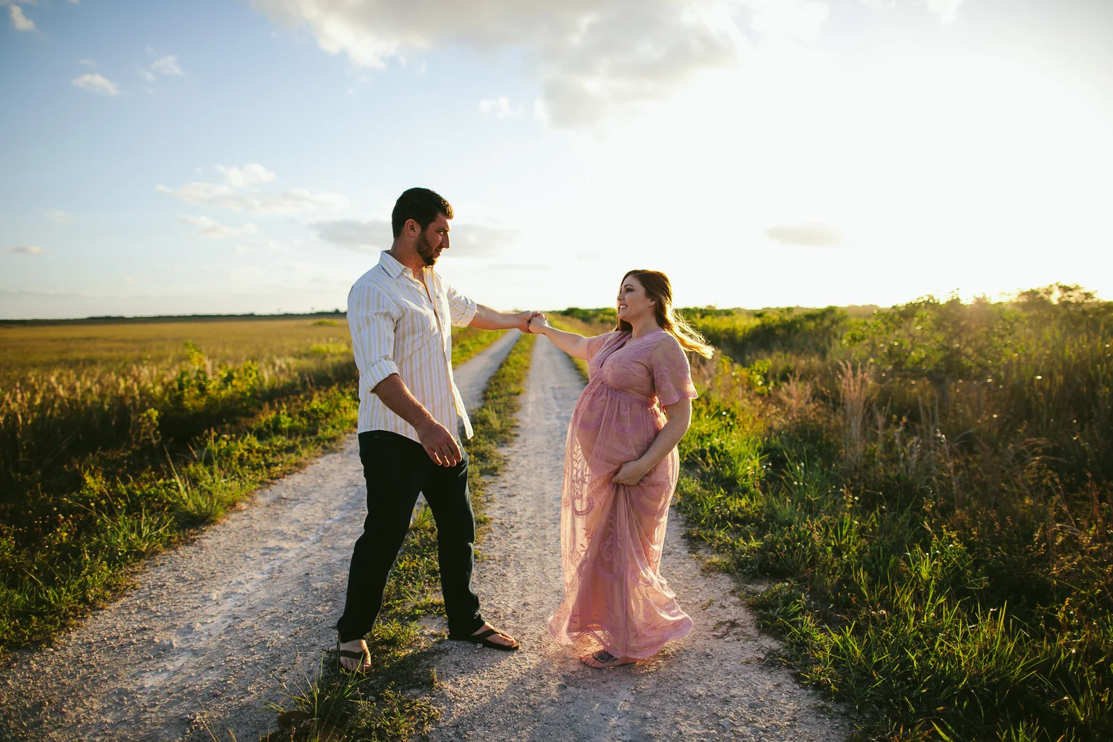 fort-lauderdale-pregnancy-session-everglades-national-park-tiny-house-photo-34.jpg