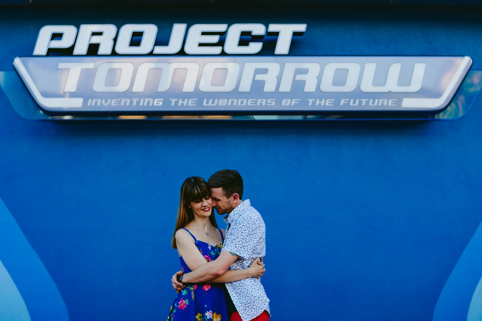 Epcot-Engagement-Portraits-Orlando-Tiny-House-Photo-Wedding-Photographer-17.jpg