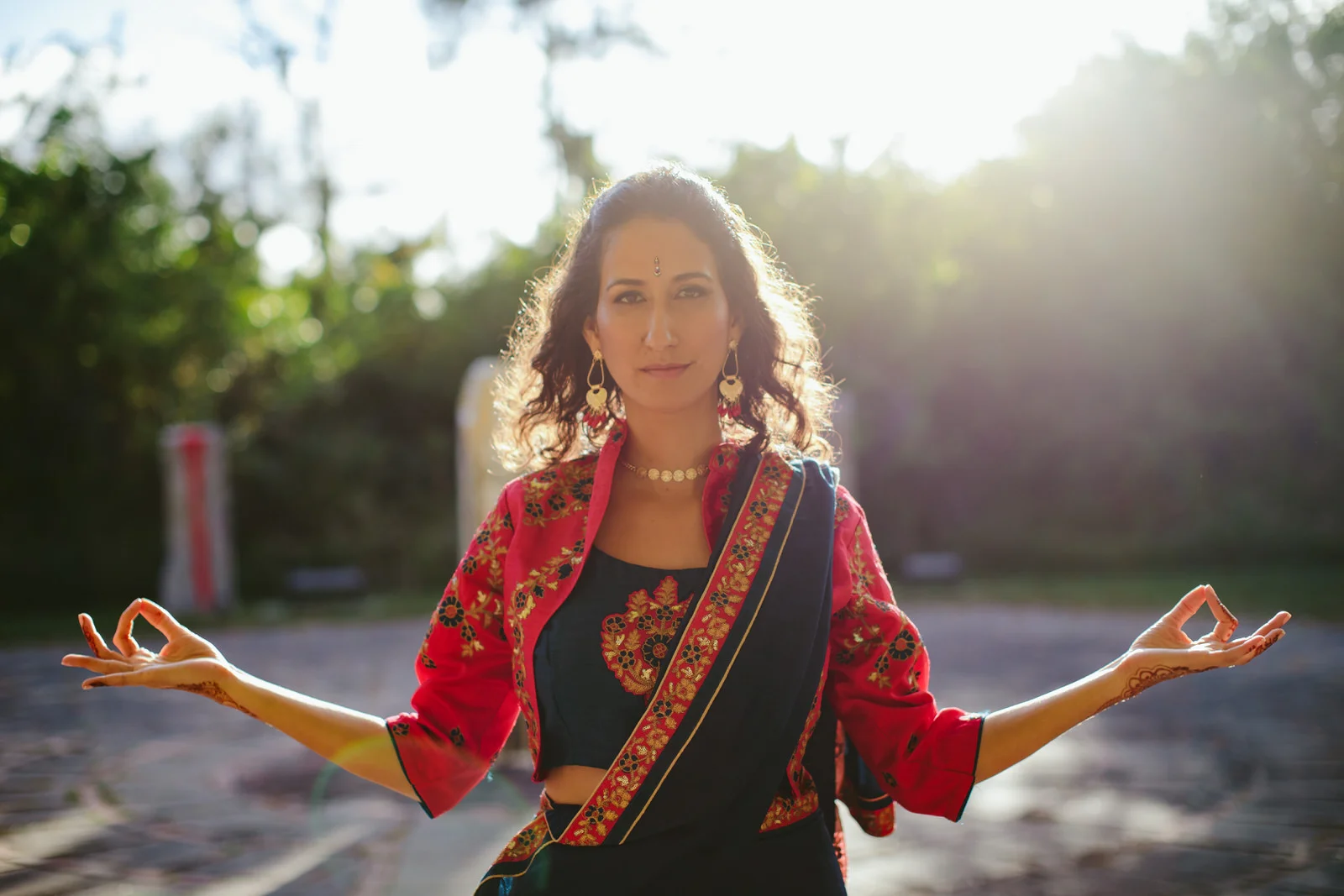 beautiful-bride-sari-kashi-wedding-saturday-night-saris.jpg