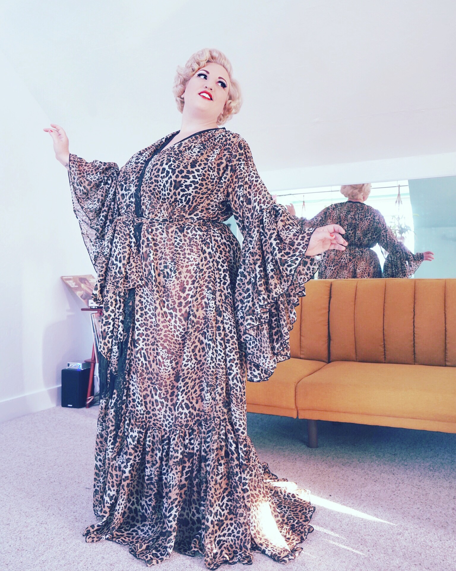 Dressing Gowns / Robes