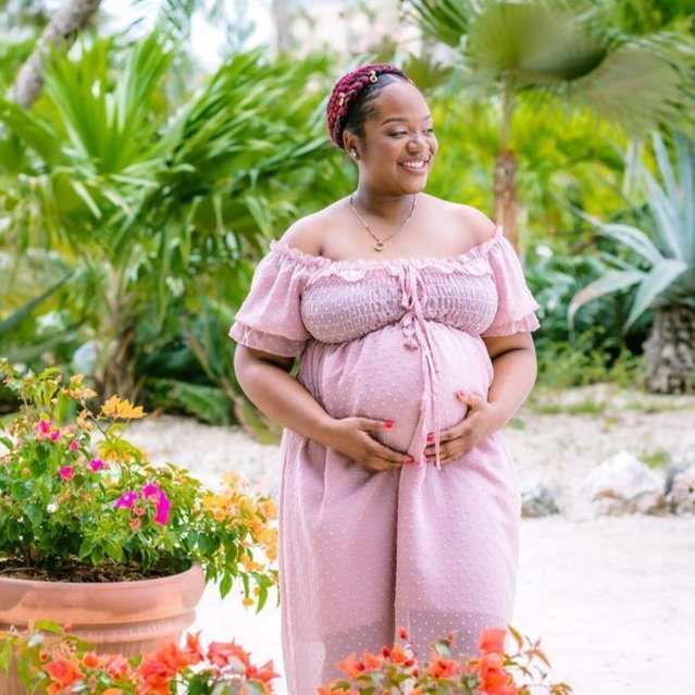 Cayman Maternity Photographer