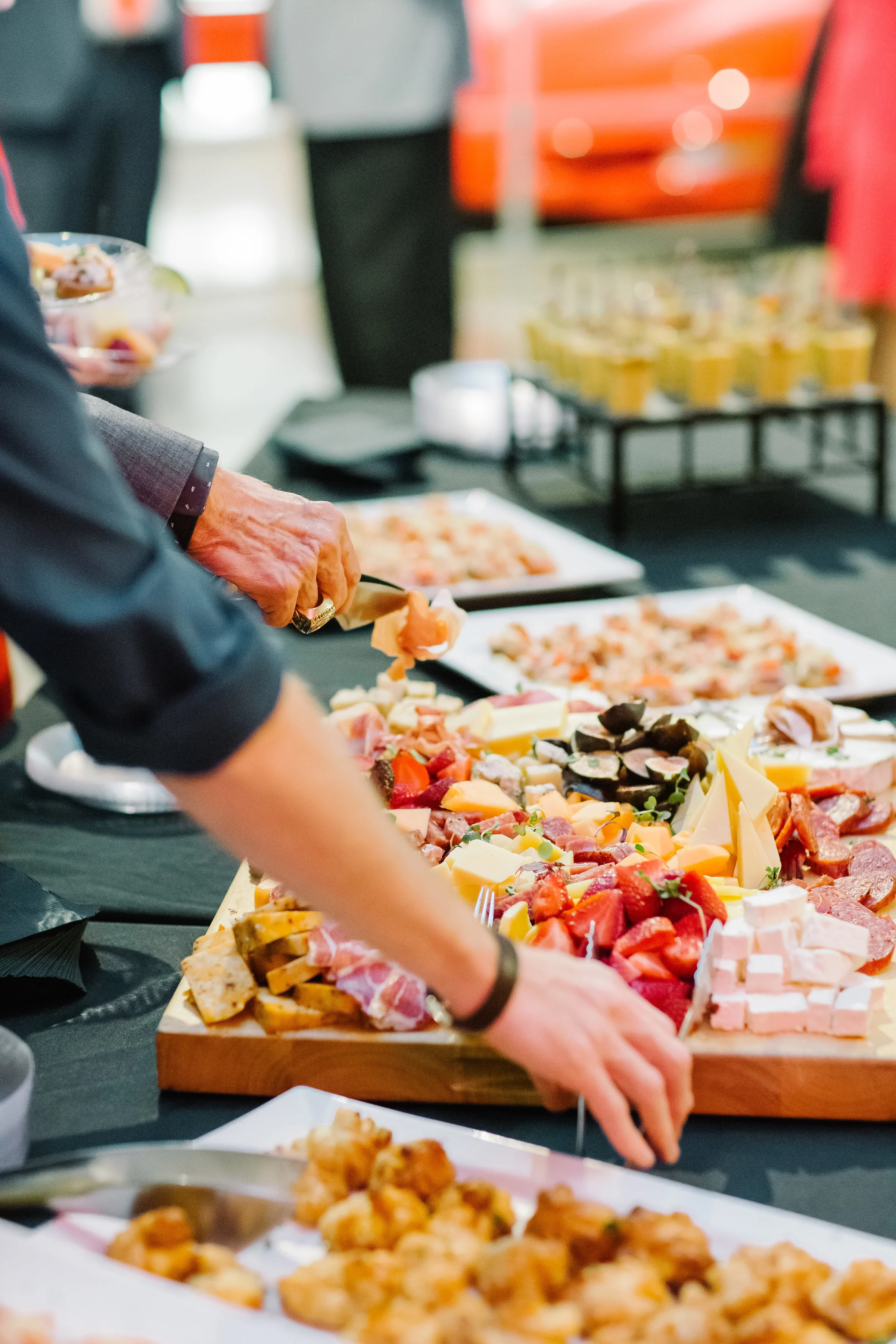 Best company breakfast, lunch, dinner catering in Bowling Green, Owensboro, KY and Nashville, TN