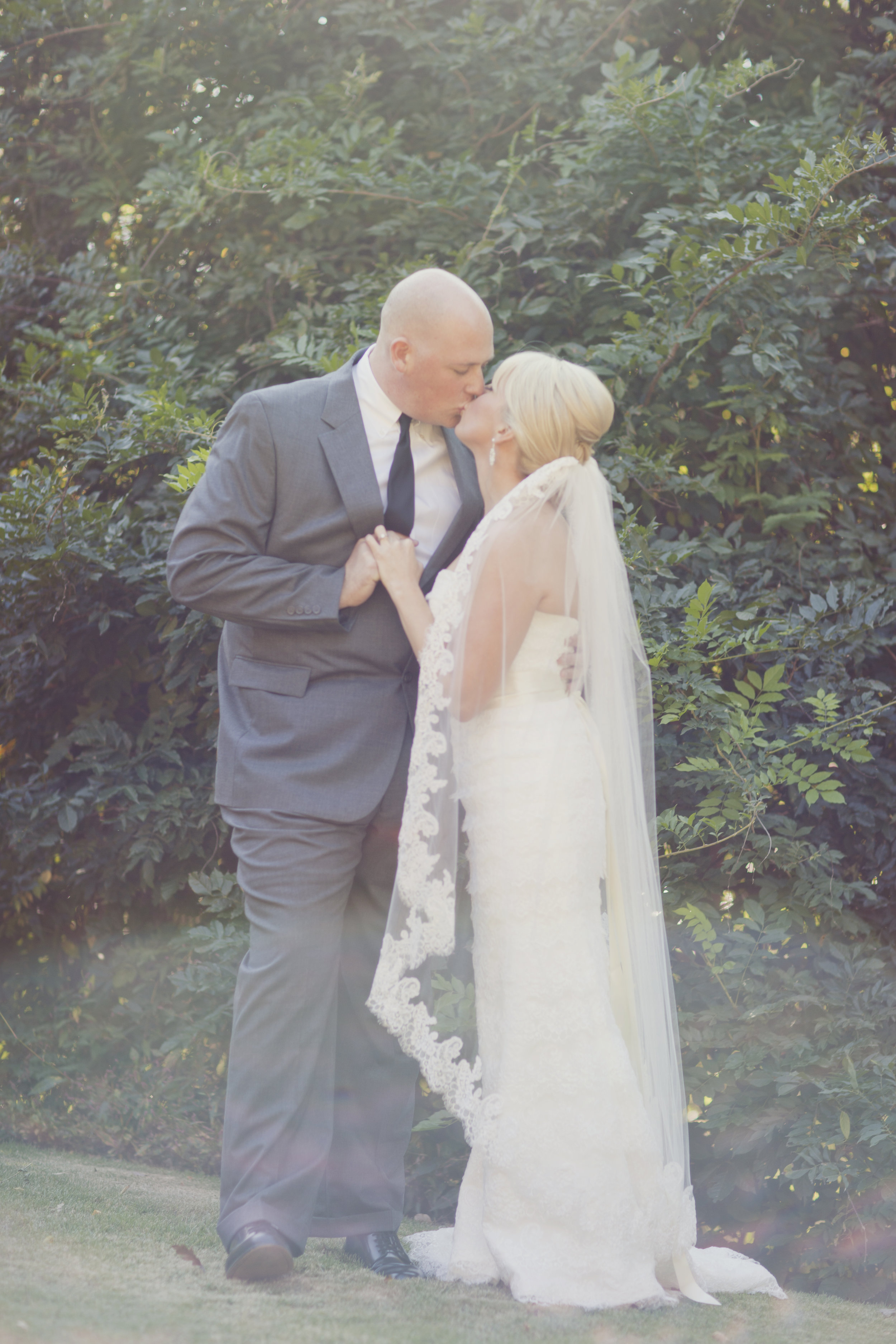 Bride and Groom Portraits | Simply Charming Socials | Atlanta Wedding Planner